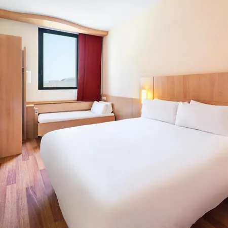 Barcelona Hotel 2*