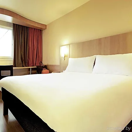 Barcelona Hotel 2*