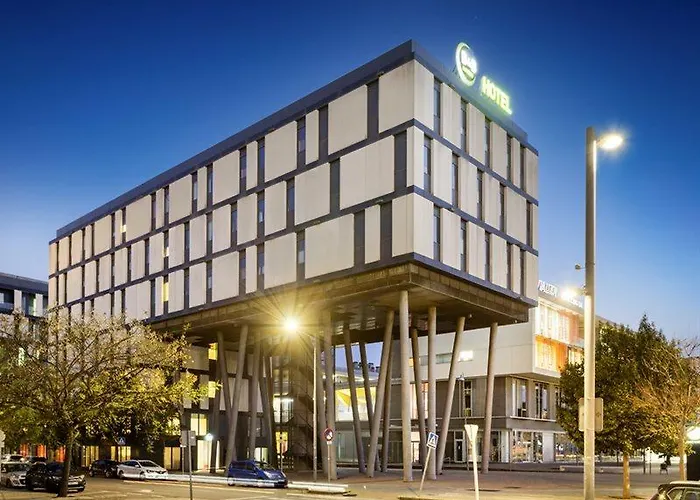 Barcelona 2* Mataró