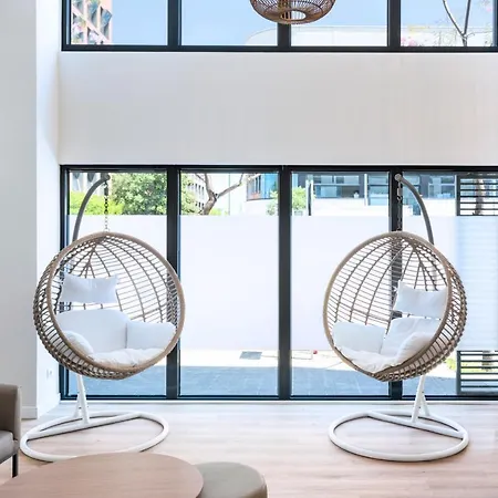 Barcelona 2* Ματαρό