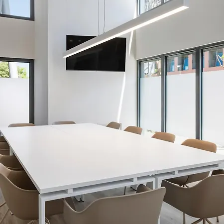 Barcelona 2* Ματαρό